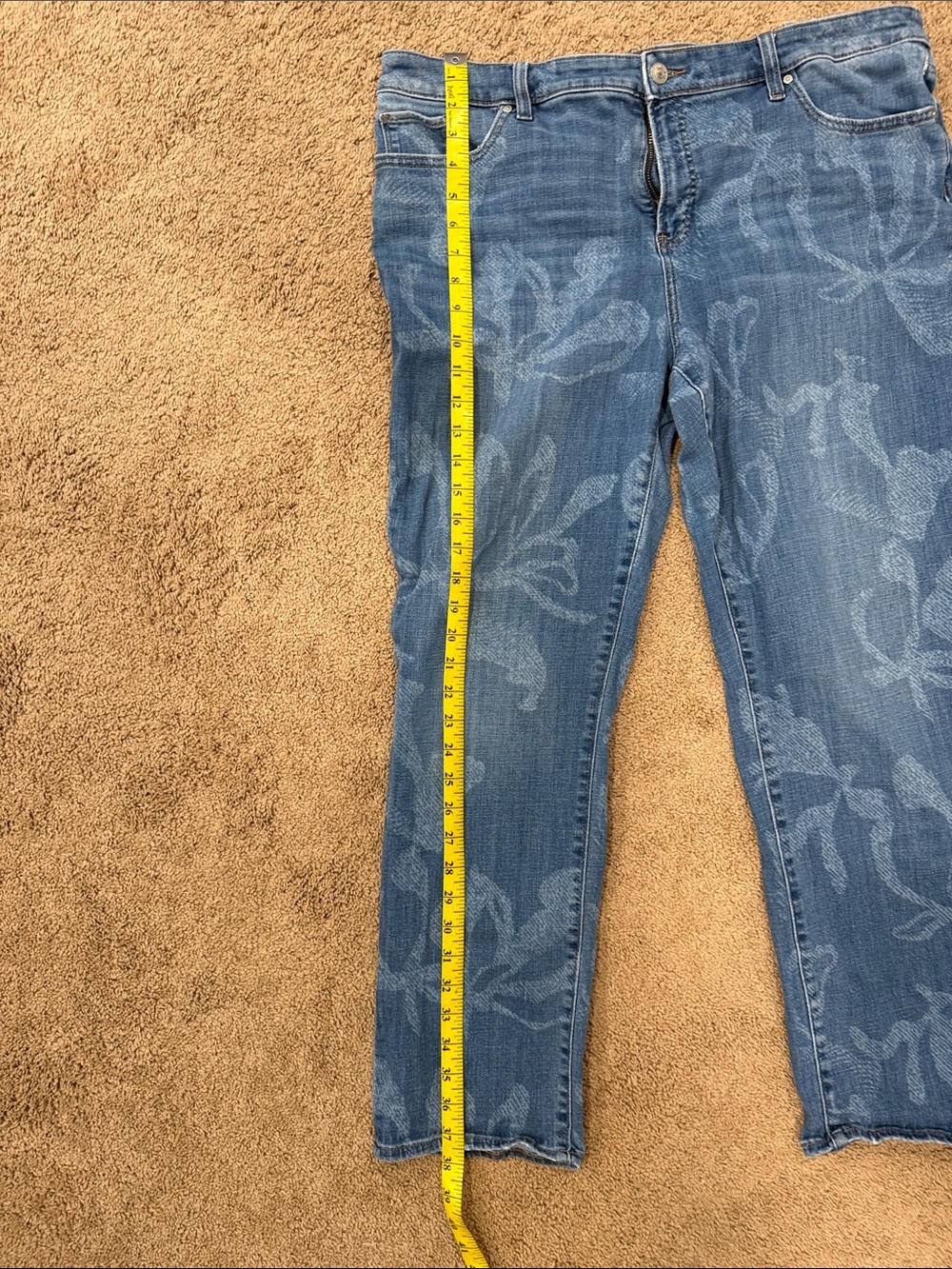 Chico's So Slimming Girlfriend Blue Floral Jeans - Size 3 - Picture 6 of 6